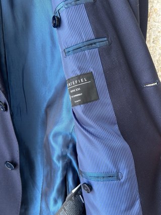 Traje de hombre azul marino  y Camisa blanca#