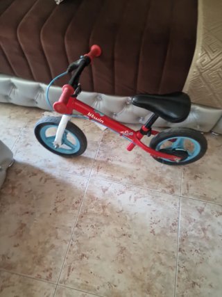 Bicicleta infantil Btwin roja