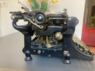 Máquina de escribir Continental