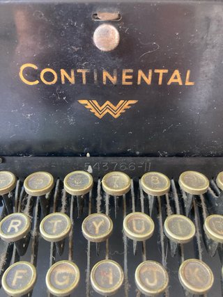 Máquina de escribir Continental