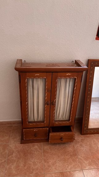 Muebles de baño madera y mármol