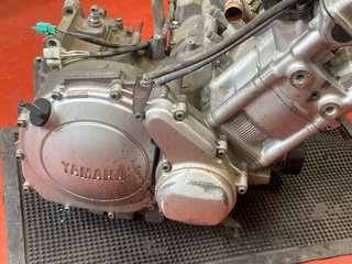 Motor Yamaha YZF 600 2015