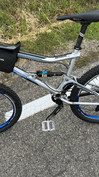 Bicicleta GT Sensor Nueva