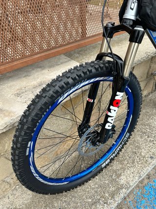 Bicicleta GT Sensor Nueva