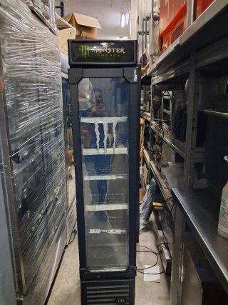Nevera expositora Monster Energy