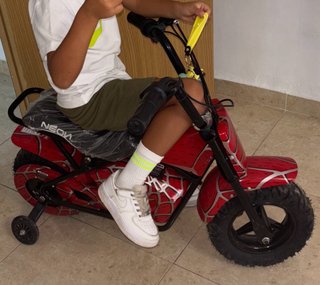 Mini moto eléctrica infantil Spider-Man