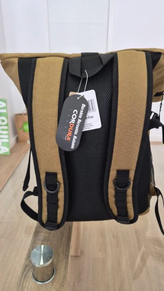 Mochila Carhartt Beige y Negra