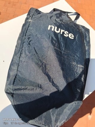 Silla de bebé a cuadros