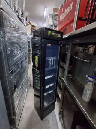 Nevera expositora Monster Energy