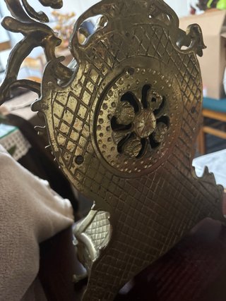 Reloj de sobremesa antiguo de bronce