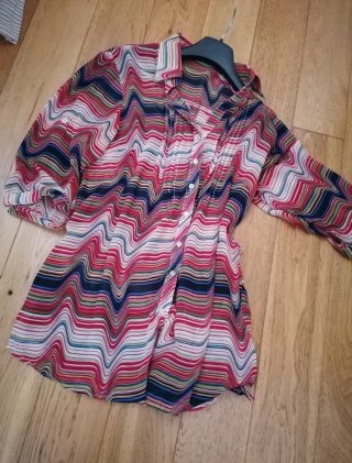 Camicia ampia