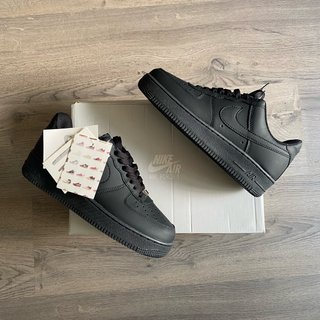Nike Air Force 1 Triple Black Talla 40