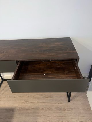 Escritorio estilo industrial madera y metal
