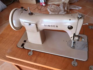 Máquina de coser Singer Beige Años 60