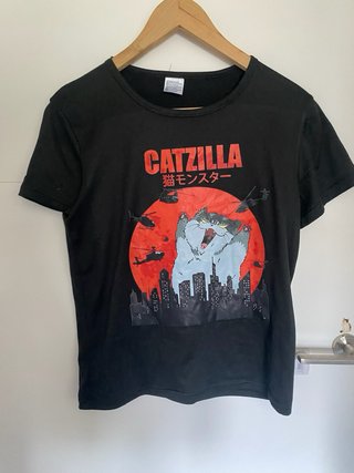 Camiseta Catzilla Gatito