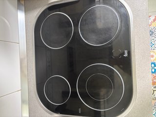 Horno y placa vitrocerámica Teka