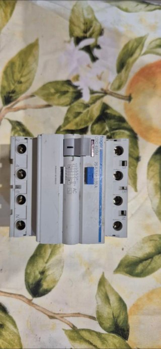 Interruptor Diferencial Hager 4P 25A 0.03A