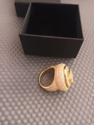 Anillo redondo letra A bañado en oro real moissat
