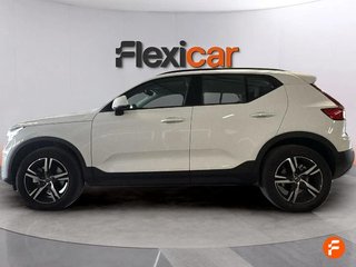 Volvo XC40 2.0 B3 G Essential Auto