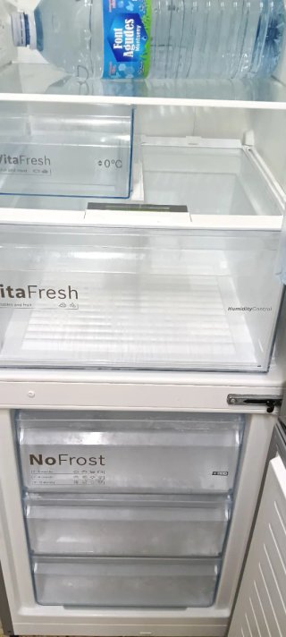 NEVERA COMBI BOSCH ACERO INOXIDABLE NO FROST A+
