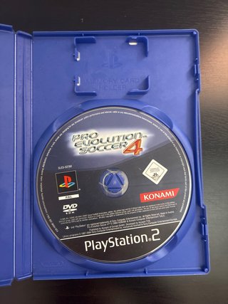 Pro Evolution Soccer 4 PS2