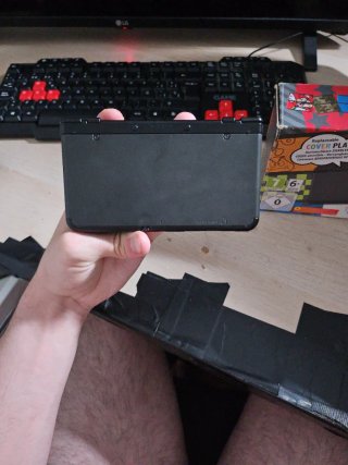 Nintendo New 3DS Negra con Caja