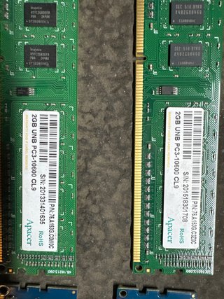 Pack 8 Memorias RAM 2GB