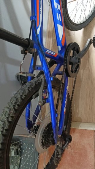 Bicicleta B-PRO Azul
