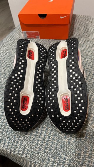 Nike Vomero Premium N°41