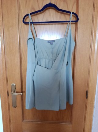 Mono corto elegante azul verdoso
