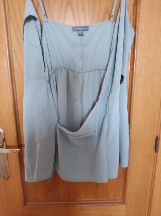 Mono corto elegante azul verdoso