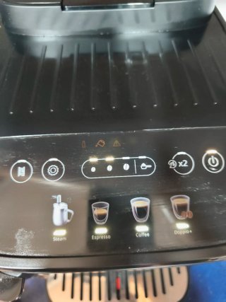 Cafetera DeLonghi Magnifica Evo