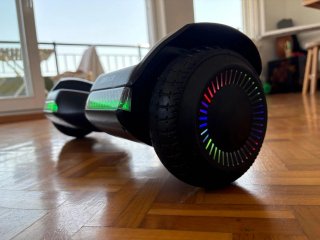 Hoverboard Gyroor G13 con luces LED