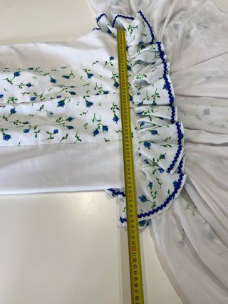 275 Falda Rociera Blanca con Flores Azules