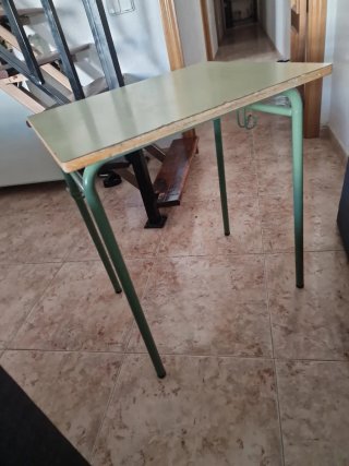 Mesa escritorio madera y metal