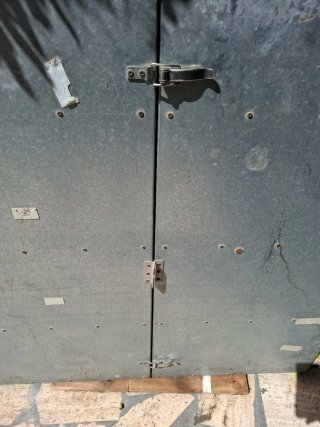 Mobiletto scaffale in acciaio grigio
