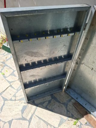Mobiletto scaffale in acciaio grigio