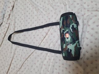 Altavoz E66 Camuflaje con Correa