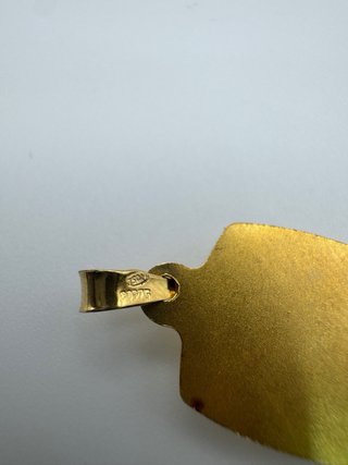 011-03-00588 COLGANTE VIRGEN NIÑA ORO 18K