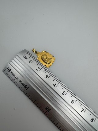 011-03-00588 COLGANTE VIRGEN NIÑA ORO 18K