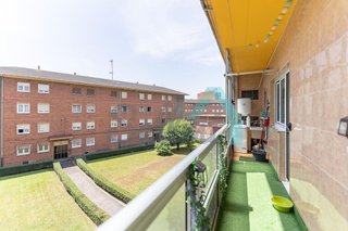 Piso en venta en Natahoyo en Gijón
