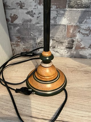 Lote 2 lámparas de mesa madera y metal
