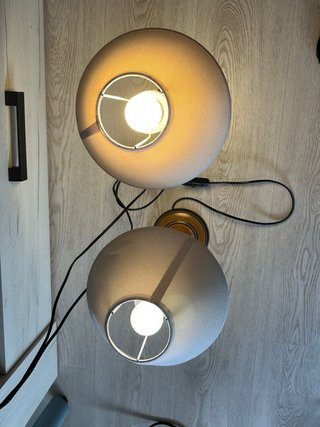 Lote 2 lámparas de mesa madera y metal