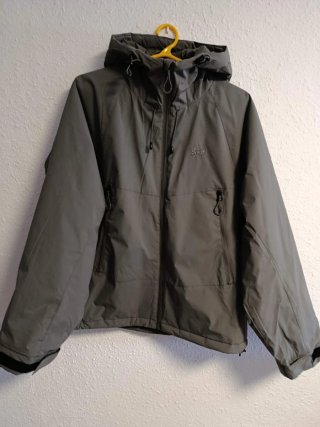Cazadora entretiempo gris