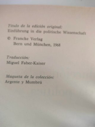 Libro: "Introducción a la ciencia política".