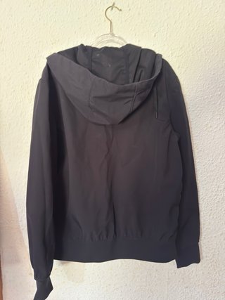 Chaqueta Zara con capucha azul marino
