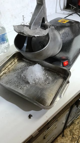 Picadora de hielo profesional potente  italiana Qu