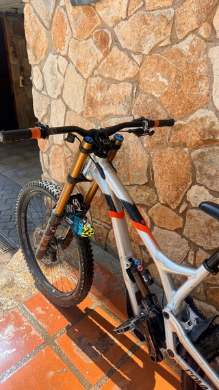Commencal V4.2 FOX DH