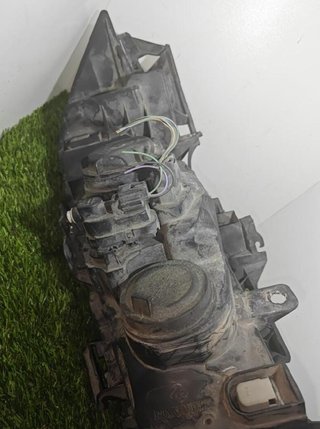232701 faro derecho 8200476431 renault megane 1.6