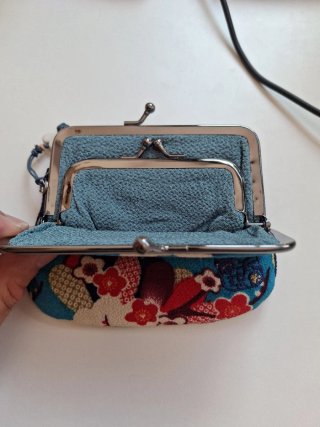 Monedero japonés floral